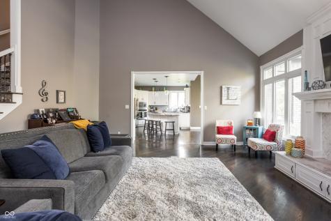 9904 Oak Ridge Drive Zionsville IN 46077