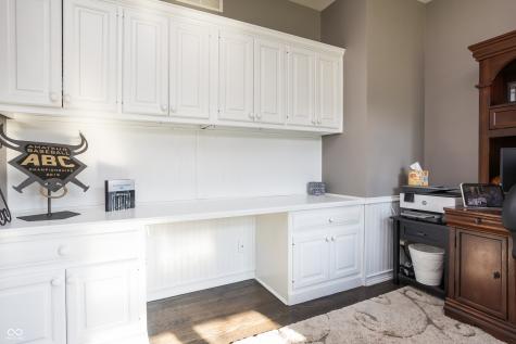 9904 Oak Ridge Drive Zionsville IN 46077