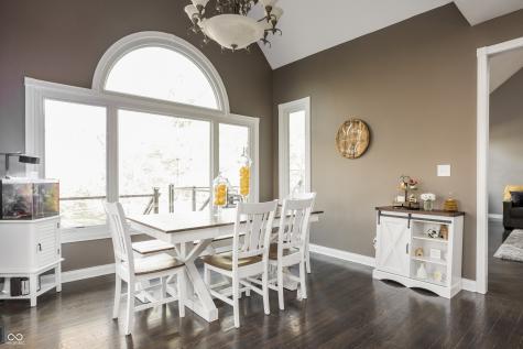 9904 Oak Ridge Drive Zionsville IN 46077