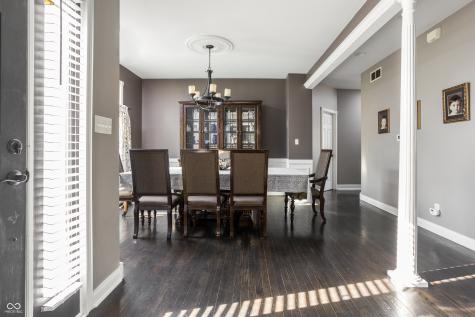 9904 Oak Ridge Drive Zionsville IN 46077