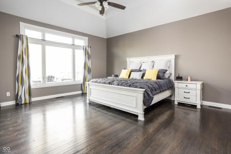 9904 Oak Ridge Drive Zionsville IN 46077