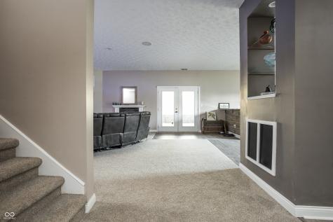 9904 Oak Ridge Drive Zionsville IN 46077