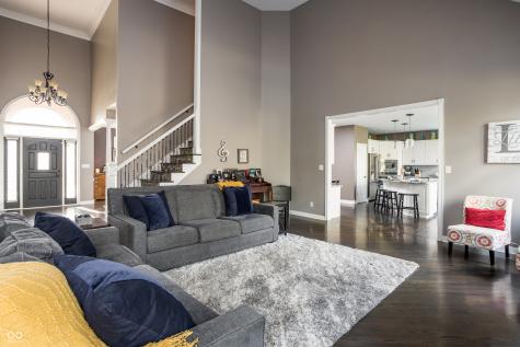 9904 Oak Ridge Drive Zionsville IN 46077