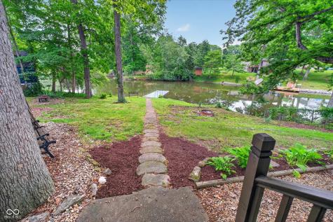 5587 Paradise Court Martinsville IN 46151