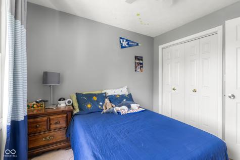 2137 Shiloh Drive Columbus IN 47203