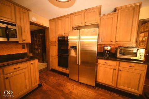 6412 Fall Creek Road Indianapolis IN 46220
