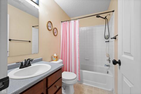 5537 Front Point Court Indianapolis IN 46237