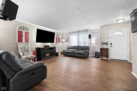 5537 Front Point Court Indianapolis IN 46237