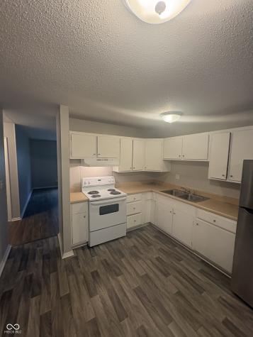 9920 Kramer Court Indianapolis IN 46235
