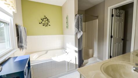 4346 Inglewood Court Greenwood IN 46143