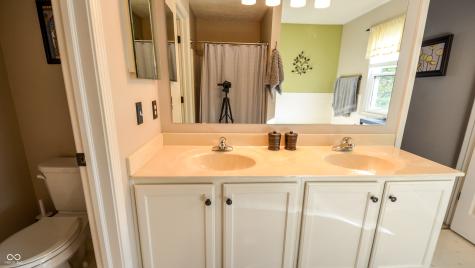 4346 Inglewood Court Greenwood IN 46143