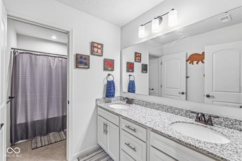 12972 Corydon Drive Fishers IN 46037