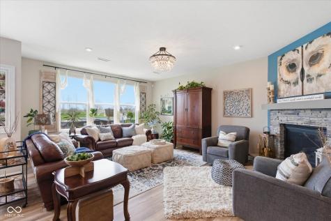 1427 Oak Lake Lane Brownsburg IN 46112