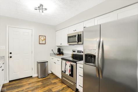 4215 S Walcott Street Indianapolis IN 46227