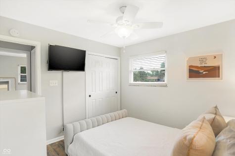 4215 S Walcott Street Indianapolis IN 46227