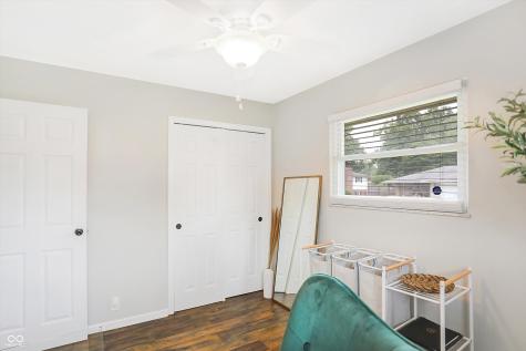 4215 S Walcott Street Indianapolis IN 46227