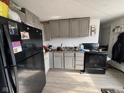5855 Price Court Indianapolis IN 46254
