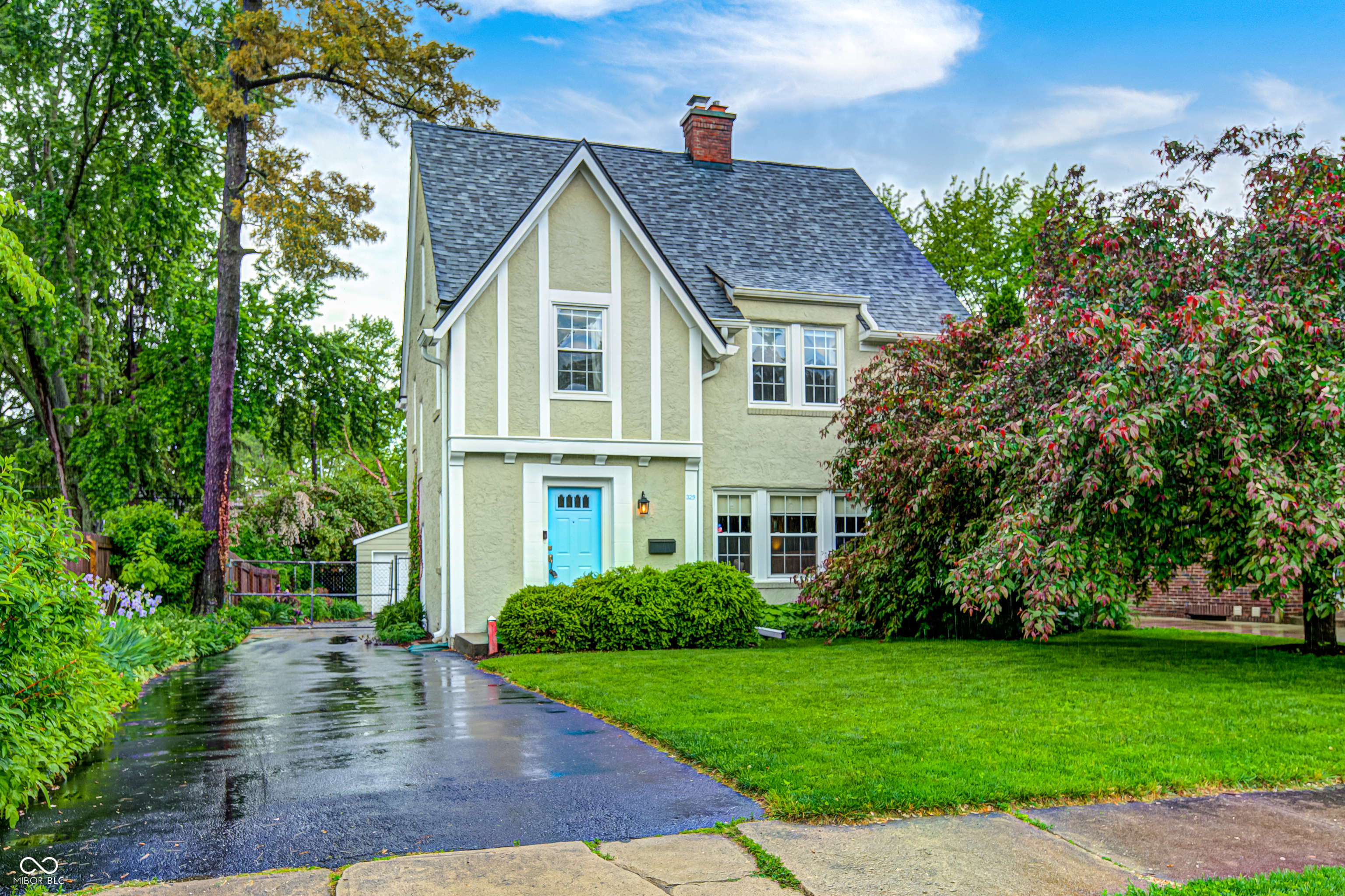 329 W Hampton Drive Indianapolis IN 46208