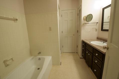 41 Twinshore Court Carmel IN 46033