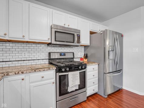 6334 Jakes Place Indianapolis IN 46237