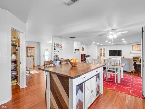 6334 Jakes Place Indianapolis IN 46237