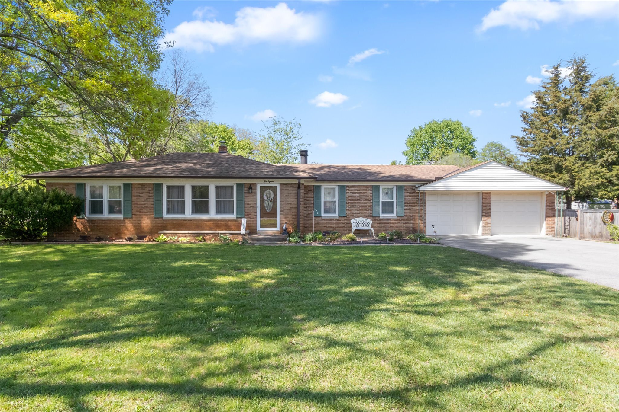 418 W Stop 11 Road Indianapolis IN 46217