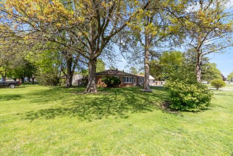 418 W Stop 11 Road Indianapolis IN 46217