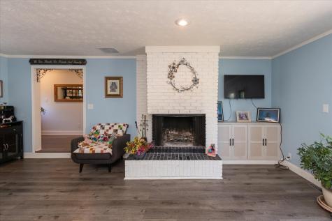 418 W Stop 11 Road Indianapolis IN 46217