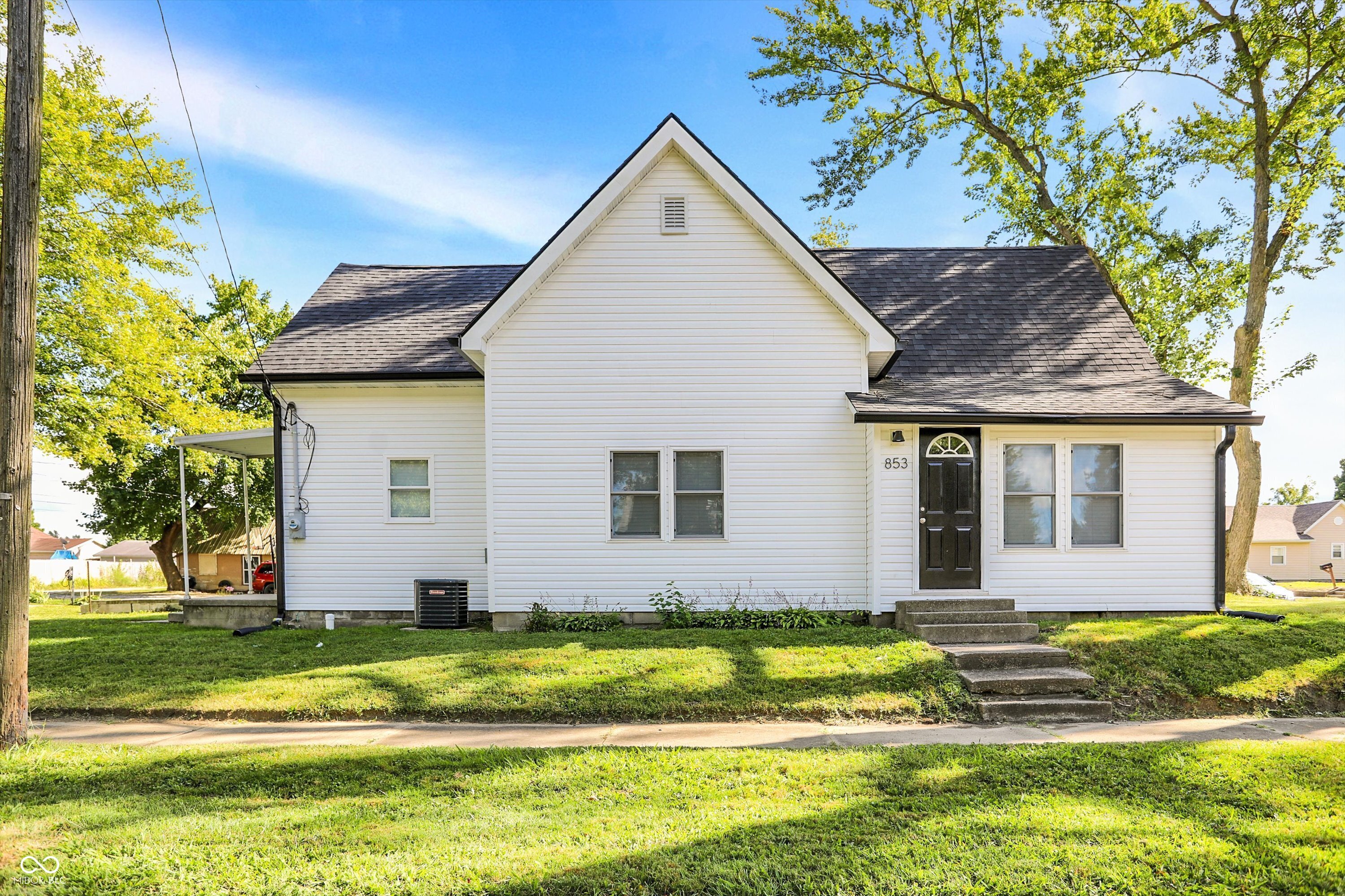 853 N 12th Street Elwood IN 46036