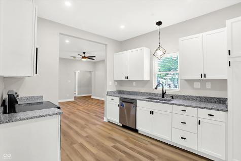 853 N 12th Street Elwood IN 46036