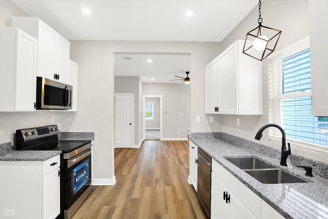 853 N 12th Street Elwood IN 46036