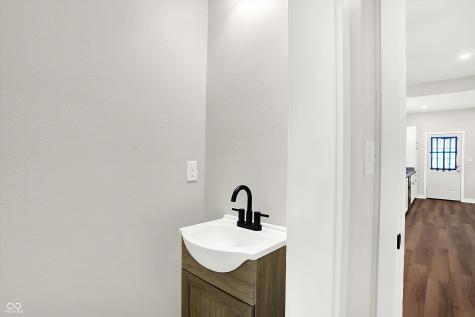 853 N 12th Street Elwood IN 46036