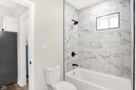 853 N 12th Street Elwood IN 46036