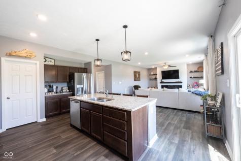 530 Shallowroot Lane Sheridan IN 46069