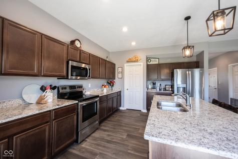 530 Shallowroot Lane Sheridan IN 46069