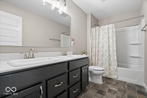 6037 Shallow Creek Lane Indianapolis IN 46237