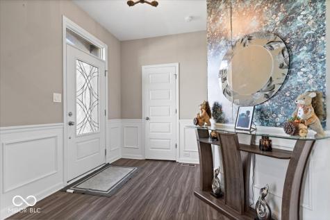 6037 Shallow Creek Lane Indianapolis IN 46237