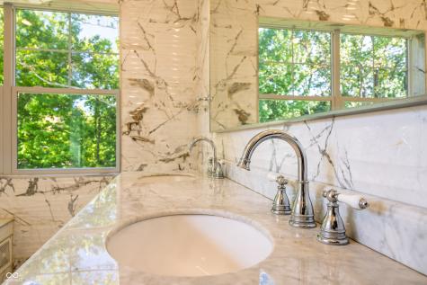 372 Foxboro Drive Avon IN 46123
