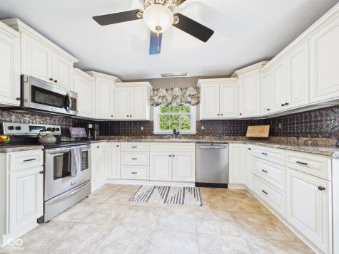 113 Orchard Lane Anderson IN 46011