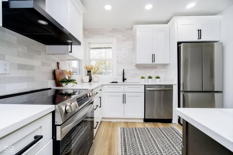 112 S 13th Avenue Beech Grove IN 46107