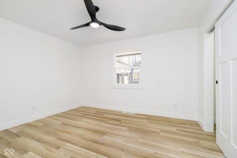 112 S 13th Avenue Beech Grove IN 46107