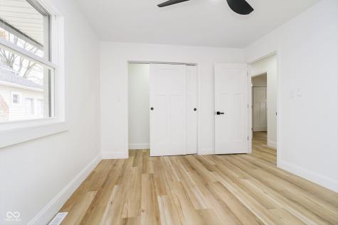 112 S 13th Avenue Beech Grove IN 46107