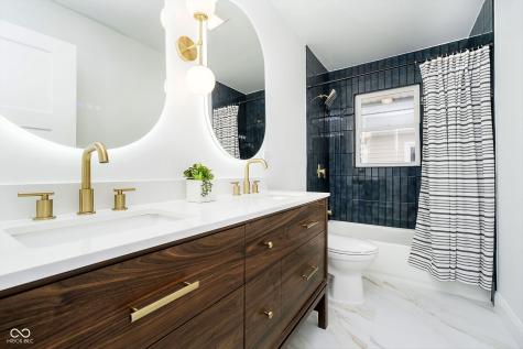 112 S 13th Avenue Beech Grove IN 46107
