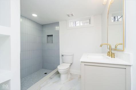 112 S 13th Avenue Beech Grove IN 46107