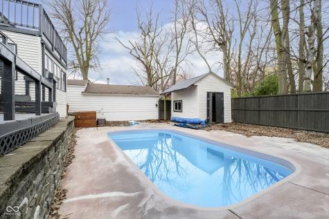 112 S 13th Avenue Beech Grove IN 46107
