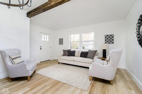112 S 13th Avenue Beech Grove IN 46107