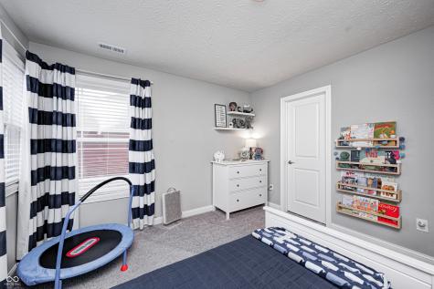 33 N Highland Knoll Way Bargersville IN 46106