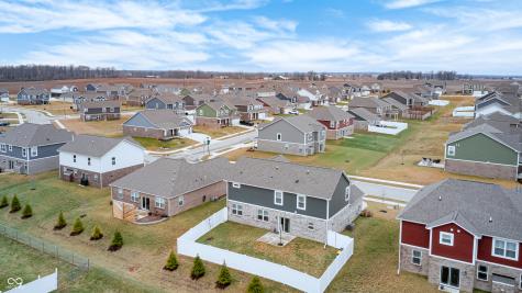 33 N Highland Knoll Way Bargersville IN 46106