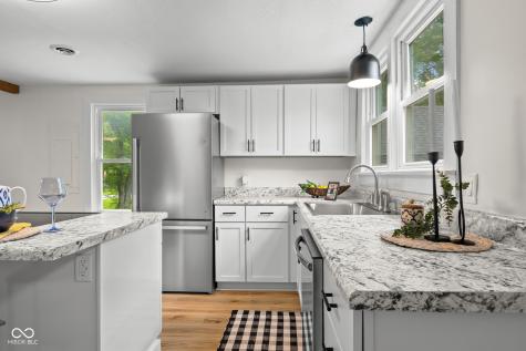 425 Patterson Road Columbus IN 47203