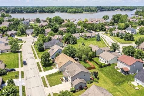2020 Treving Drive Cicero IN 46034